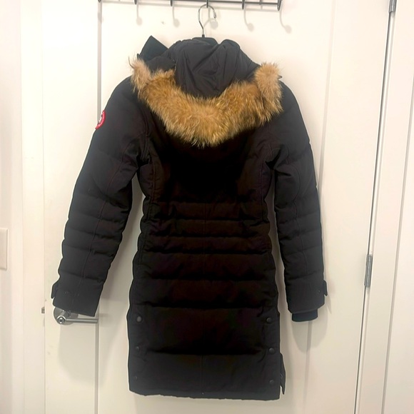 Selling Canada Goose Jacket size Small Black